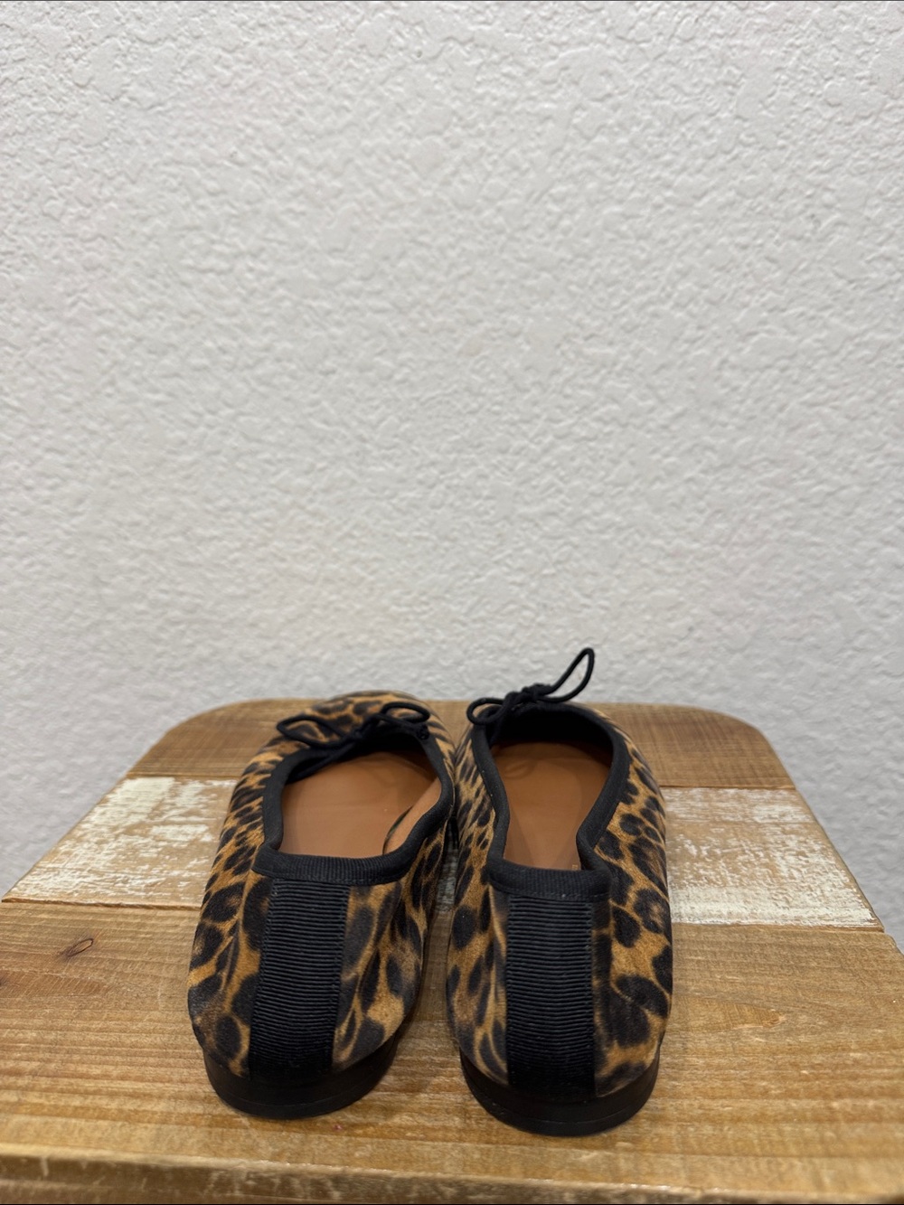 Margaux The Fonteyn Leopard Suede Ballet Flats Size 6.5W - Picture 7 of 9